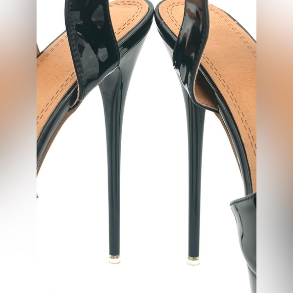 Hot as fire 7” Stiletto Platform peep toe ankle strap get a fire extinguisher - Picture 10 of 14